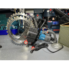 Мощная кольцевая пила для резки бетона PROFI-TEC EdgeSaw E6200 : 6200 Вт, диск 520 мм (007653)