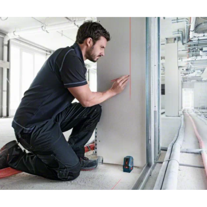 Лазерный нивелир, уровень на 2 луча до 10 м Bosch GLL 2-10 на батарейках с сумкой