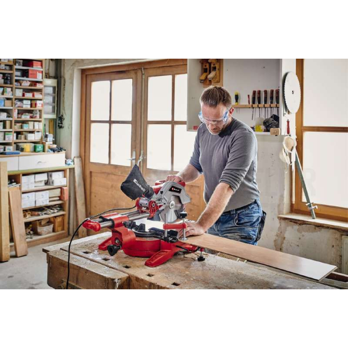 Мощная торцовочная пила с лазером Einhell TC-SM 254: 1900Вт, об.х.х.5000 об/мин