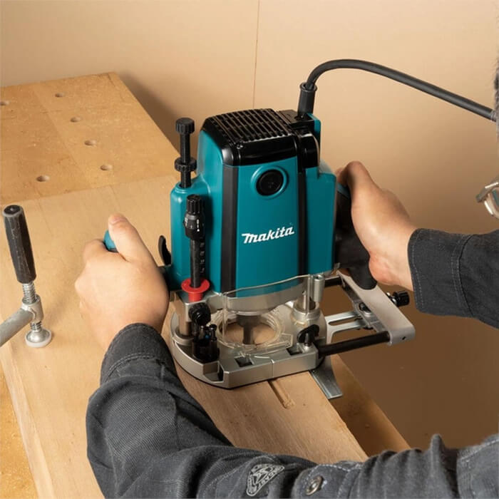 Мощный фрезер вертикальный Makita RP1803FXJ : 1650 Вт, патрон 6,8,12 мм