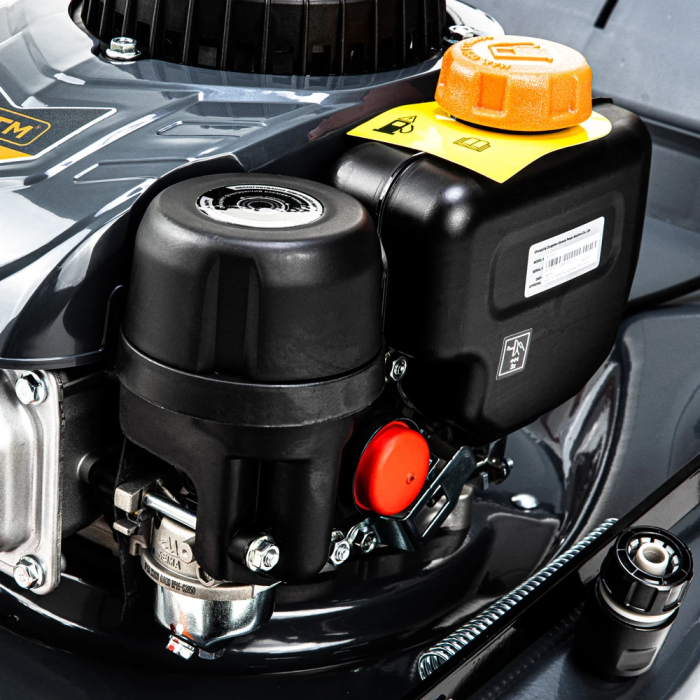 Мощная газонокосилка бензиновая GTM LM48 несамоходная: 3.7 кВт, 800 м², ширина 48 см, высота 30-80 см, 70л.