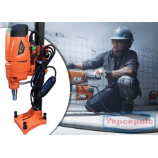 Мощная установка алмазного бурения GTM DK-182 со стойкой: 2.8/3.9 кВт, сверление мокрое