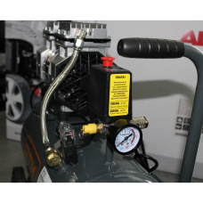 Поршневой воздушный компрессор 24 л GTM KAW750-24L: 24 л, 0.75 кВт, 8 бар, 75 л/мин, вес 23кг