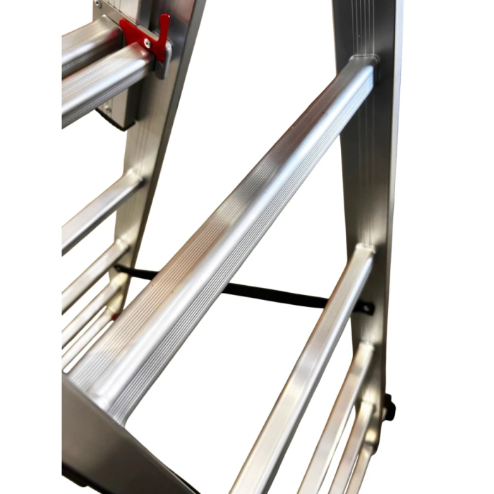 Лестница алюминиевая трёхсекционная GTM KME310 3x10 ступенек 2.72-6.5м (39947)