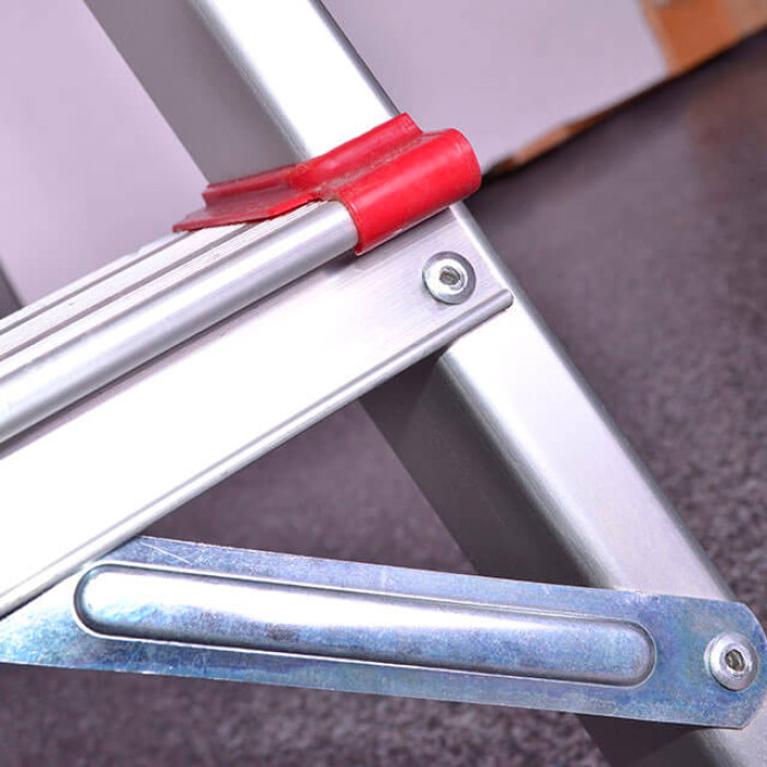 Драбина алюмінієва, 8 сходинок, висота: 2248 мм, висота до платформи: 1720 мм, 150 кг