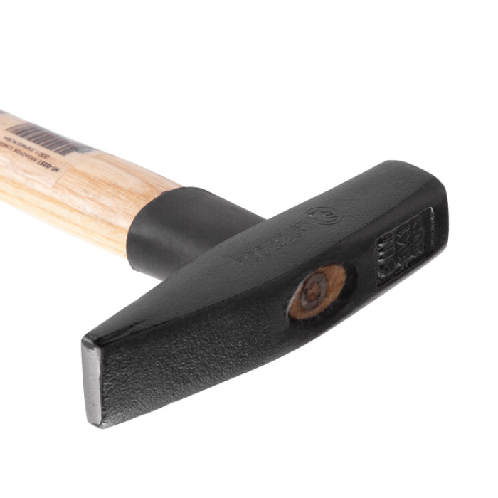 Молоток слюсарний 200г, ручка ясен