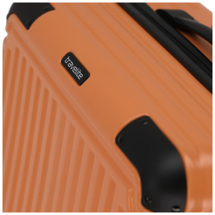Валіза Travelite Cruise Coral M (TL072648-88)