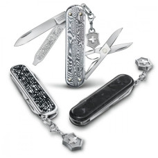 Ніж Victorinox Classic SD Brilliant Crystal + брелок-лого (0.6221.35)