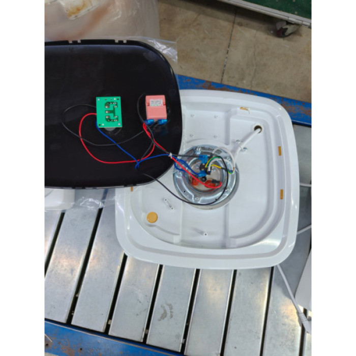 Бойлер Grunhelm WH-10U