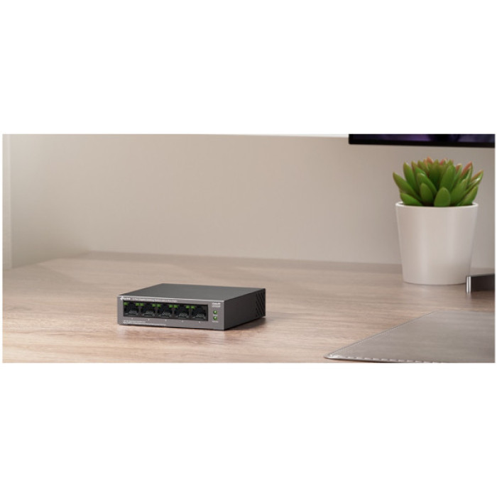 Комутатор мережевий D-Link LS105GP