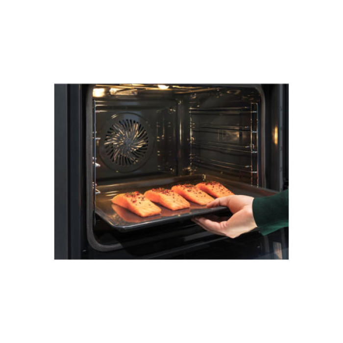 Духова шафа Electrolux EOB8S39H