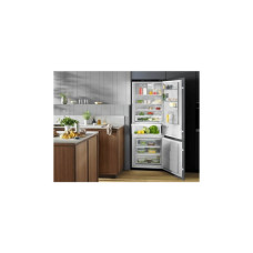 Холодильник Electrolux ENP7TD75S