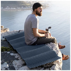 Туристичний килимок Naturehike IXPE CNK2300DZ017 алюмінієва плівка 200 x 65 х 2 см бежевий (6976023923180)