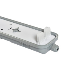 Світильник Delux PC7 LED IP65_G13 метал. клипсы без ламп (90024302)