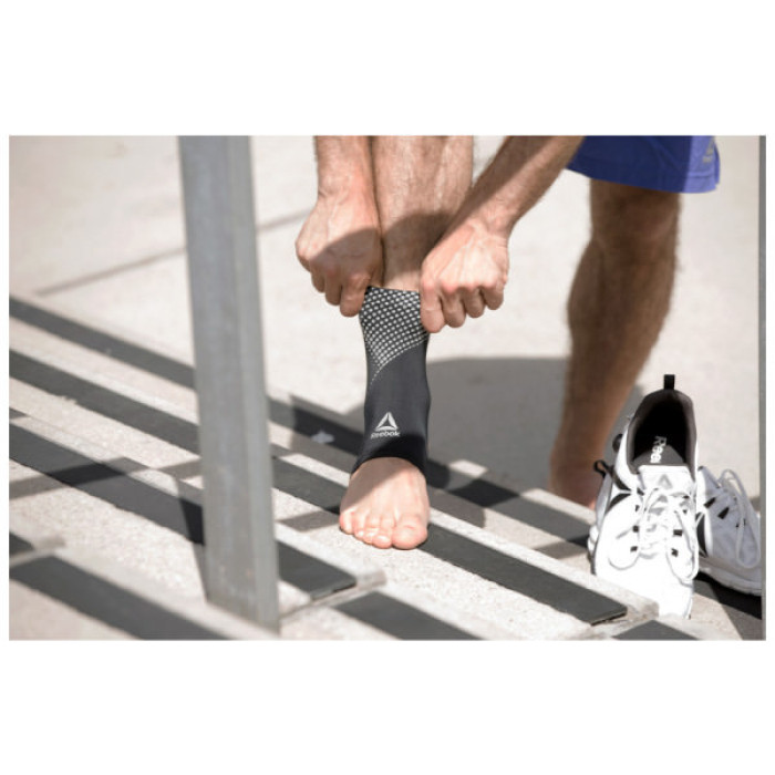 Фіксатор гомілкостопа Reebok Ankle Support чорний RRSU-13126 XL (885652012997)
