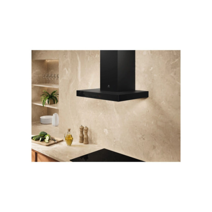 Витяжка кухонна Electrolux LFT816K