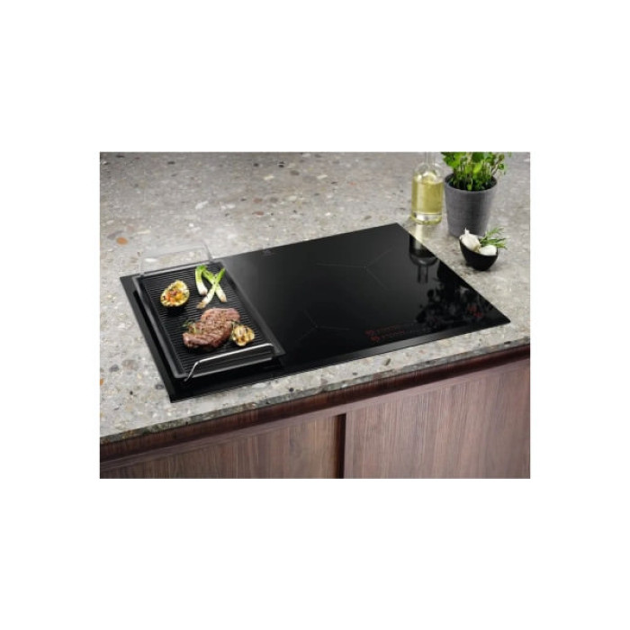 Варочна поверхня Electrolux EIS82453