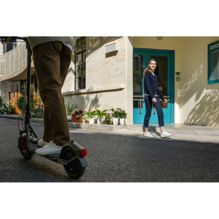 Електросамокат Segway Ninebot F2 PRO E II, чорний (AA.05.12.03.0007)