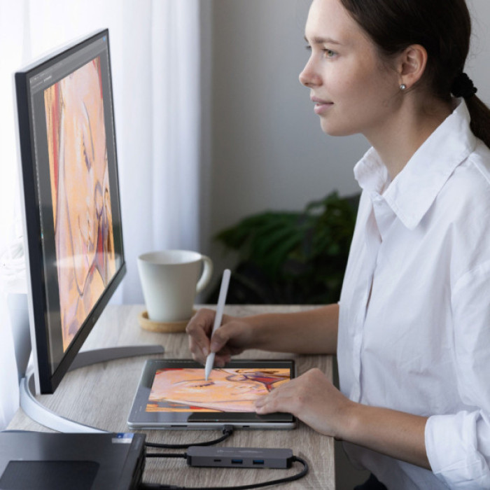 Концентратор J5create USB-C + USB A to 2xUSB + USB-C switch hub (JCH462-N)