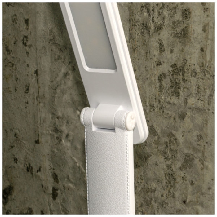 Настільна лампа Євросвітло Ridy-095 9,5Вт біла