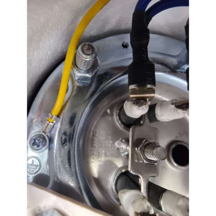 Бойлер Grunhelm WH-50 RD