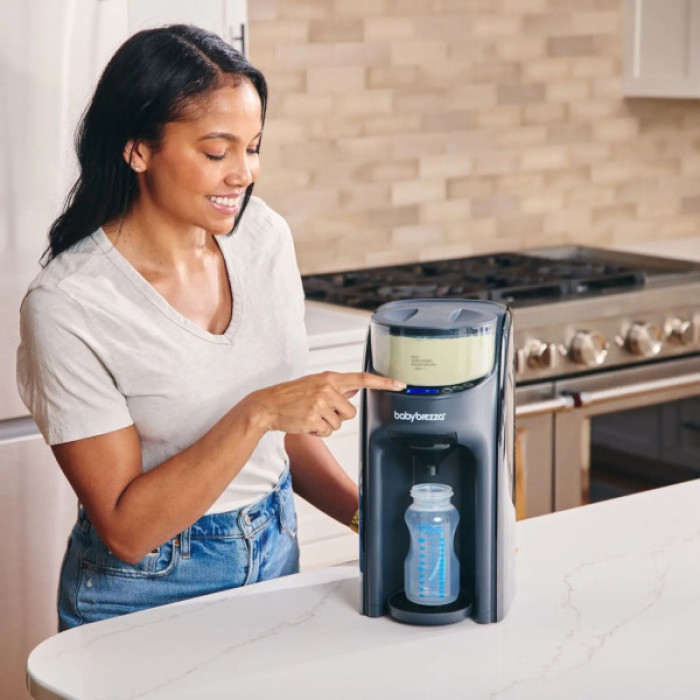 Машина для приготування дитячої суміші Baby Brezza Formula Pro Advanced Темно-сіра (FRP0132)