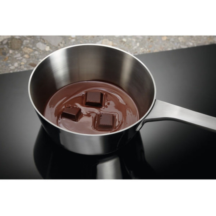 Варочна поверхня Electrolux EIS62443