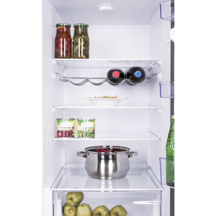 Холодильник Beko RCSA366K40XBN