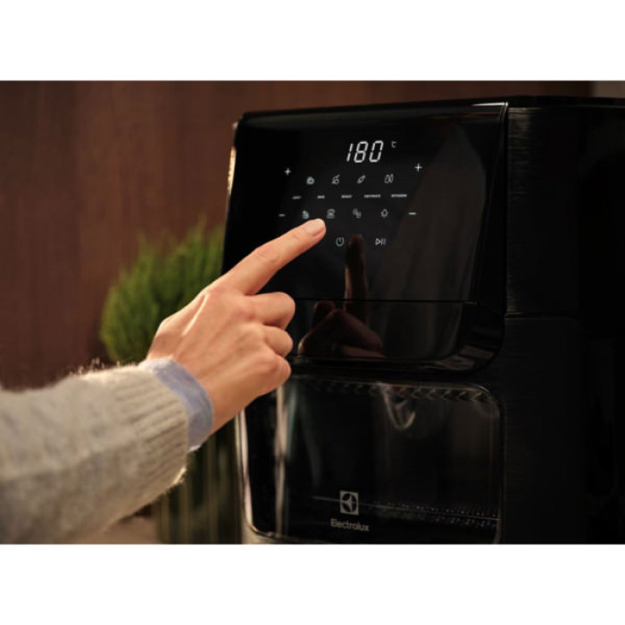 Мультипіч Electrolux EAF12B