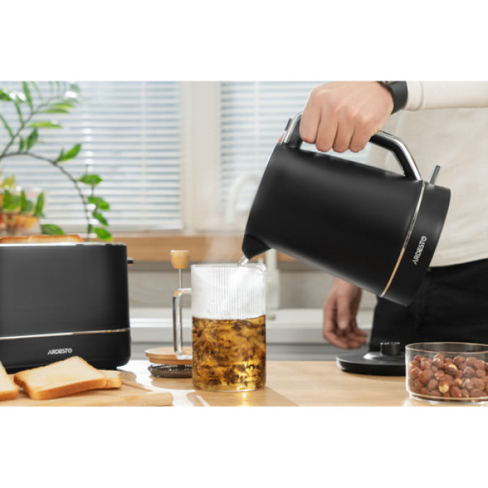 Електрочайник Ardesto EKL-450B