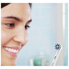 Електрична зубна щітка Oral-B D305.513.3X Black