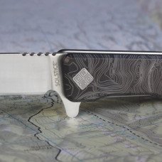Ніж Ocaso Solstice, Engraved titanium, Topo Pattern, Satin (10ETS)