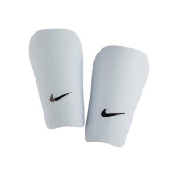 Футбольні щитки Nike NK J GUARD-CE SP2162-100 білий, чорний Діт S (883418812195)