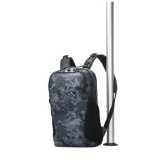 Рюкзак туристичний Pacsafe Vibe 20L backpack чорний-камуфляжний (60291802)