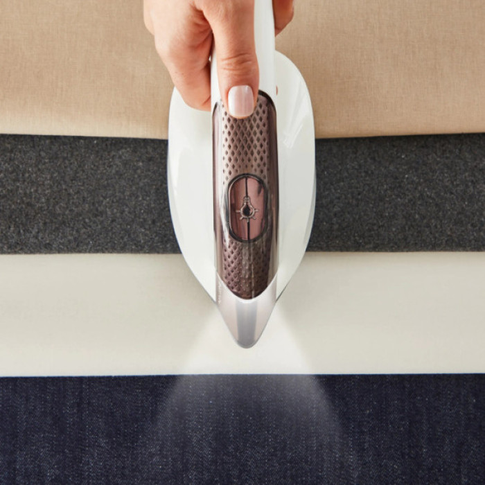 Відпарювач для одягу Tefal QT1811E0